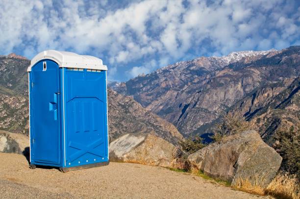 Best VIP or Luxury Restroom Trailers  in Lone Star, TX